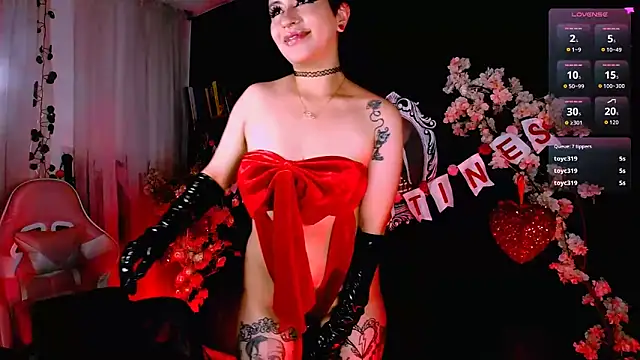 kitty roxy online show from February 16, 7:26 am