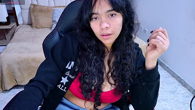 laureentt  online show from September 19, 3:19 am