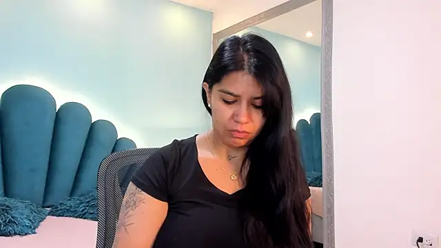 sharlott18 online show from November 22, 11:09 am