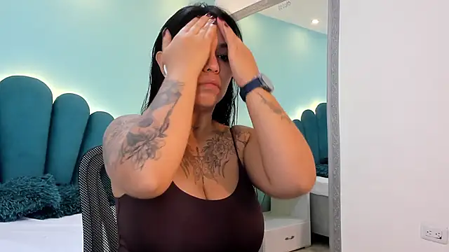 sharlott18 online show from January 14, 12:55 pm