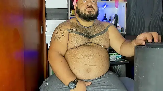 Latino bigcock online show from March 11, 2:21 am