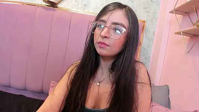 Snapshot of Eva_Macalliter chatting on September 15, 2:17 pm Eva Macalliter online show from September 15, 2:17 pm