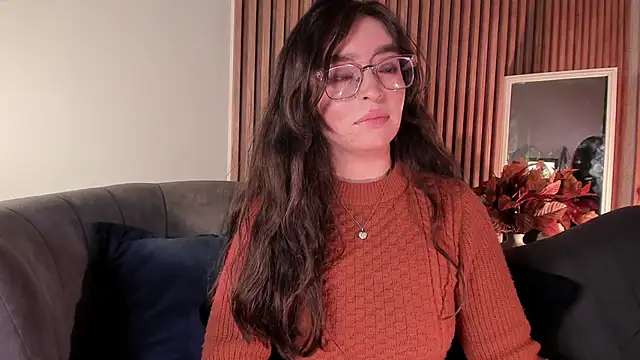 Eva Macalliter online show from April 5, 3:26 am