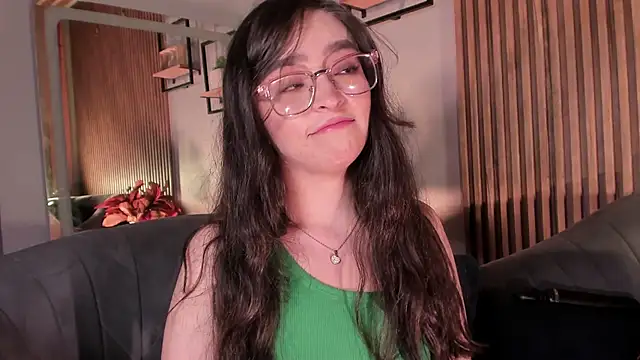 Eva Macalliter online show from April 23, 3:08 am