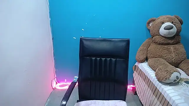 Sunny rayz  online show from February 17, 12:27 pm