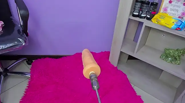 Snapshot of HornySlut69_ chatting on December 27, 2:36 am HornySlut69 online show from December 27, 2:36 am