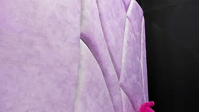 Snapshot of HornySlut69_ chatting on February 9, 11:58 am HornySlut69 online show from February 9, 11:58 am