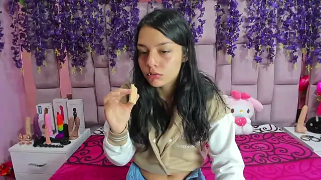 Bich Anal  online show from January 13, 1:17 pm