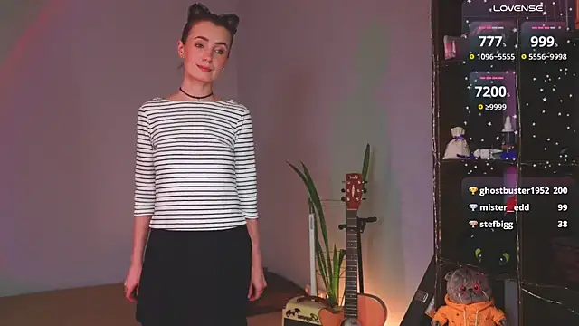 Snapshot of bananya_kitty chatting on December 2, 5:59 am bananya kitty online show from December 2, 5:59 am