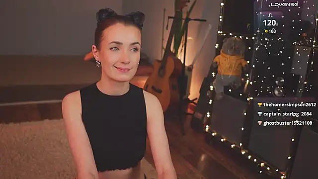 Snapshot of bananya_kitty chatting on February 1, 12:37 pm bananya kitty online show from February 1, 12:37 pm