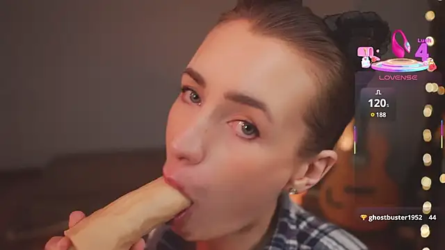 Snapshot of bananya_kitty chatting on February 24, 11:21 am bananya kitty online show from February 24, 11:21 am