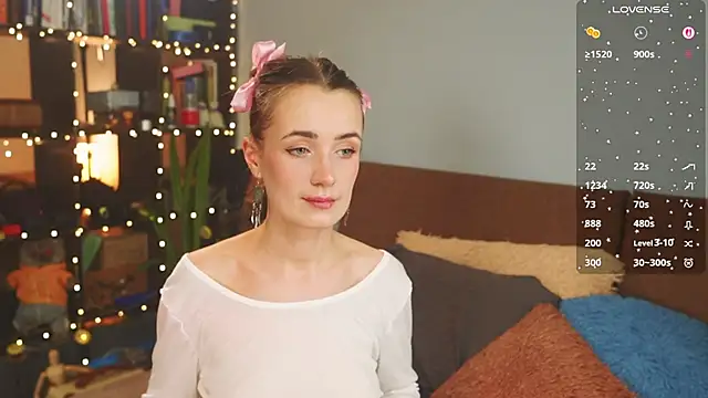 Snapshot of bananya_kitty chatting on February 7, 9:07 pm bananya kitty online show from February 7, 9:07 pm