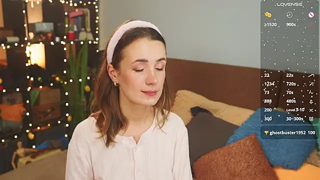 Snapshot of bananya_kitty chatting on February 23, 8:50 pm bananya kitty online show from February 23, 8:50 pm