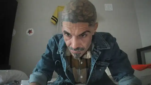 RoosterWabbit online show from November 9, 3:32 pm