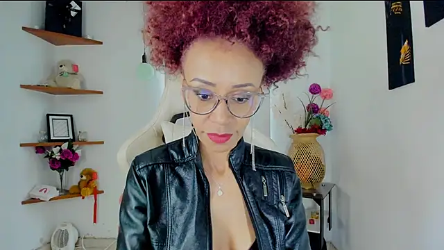 ScarlettMalbec online show from December 3, 10:29 pm