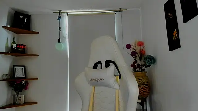 ScarlettMalbec online show from January 9, 7:40 pm