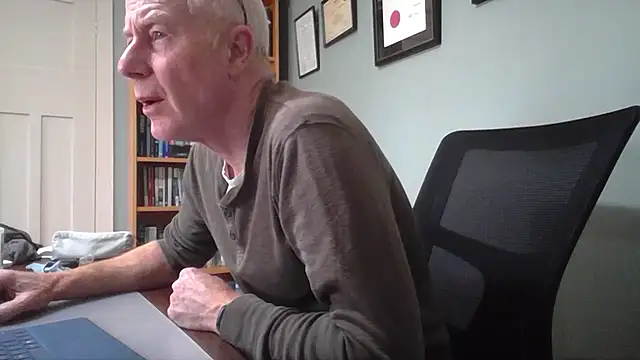 Snapshot of jiggy77777 chatting on January 15, 9:40 pm jiggy77777 online show from January 15, 9:40 pm