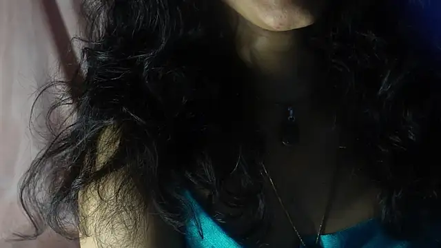 Snapshot of -AyeshaSinghania- chatting on October 7, 5:43 pm -AyeshaSinghania- online show from October 7, 5:43 pm