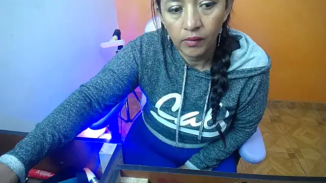 daleska ayala 1 online show from January 27, 4:43 pm
