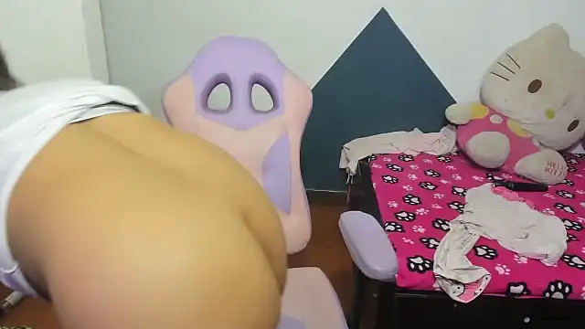 daleska ayala 1 online show from November 11, 2:00 am