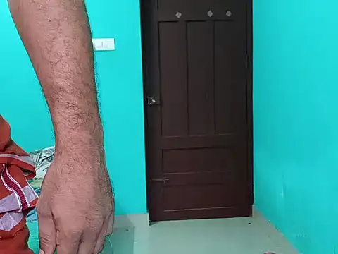 Snapshot of Sultryandrews chatting on March 19, 3:41 am Sultryandrews online show from March 19, 3:41 am