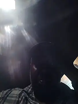 macnificent1fr online show from December 19, 3:57 am