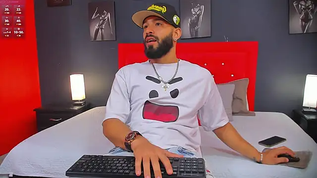 Thiagogomez online show from December 3, 12:27 pm