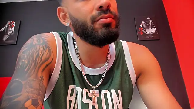 Thiagogomez online show from January 13, 3:26 pm