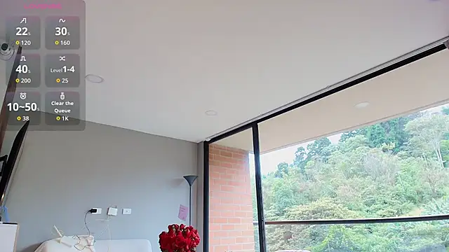 Helenbronwx online show from November 23, 3:12 pm