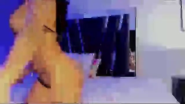 HollyEvanz online show from September 25, 12:03 am