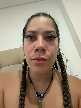 Bigbuttbrooklynn online show from February 16, 2:18 am