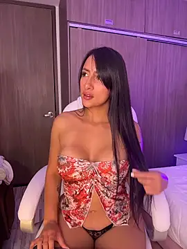 Snapshot of andre_queen09 chatting on March 8, 8:51 am andre queen09 online show from March 8, 8:51 am