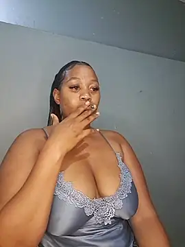 Toya P online show from October 8, 7:33 pm