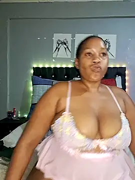 Toya P online show from November 4, 7:46 pm