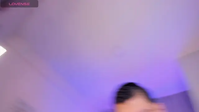 Snapshot of JUANDIAMONDS98 chatting on January 19, 1:48 pm JUANDIAMONDS98 online show from January 19, 1:48 pm