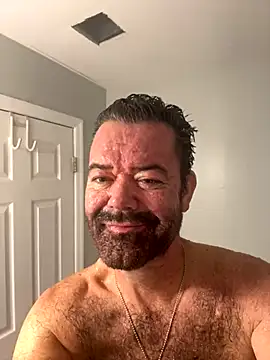 Snapshot of NYCLeatherBoi chatting on December 4, 3:04 am NYCLeatherBoi online show from December 4, 3:04 am