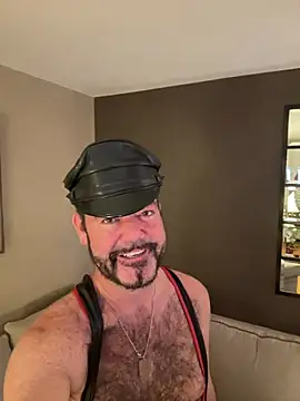 Snapshot of NYCLeatherBoi chatting on December 16, 12:15 am NYCLeatherBoi online show from December 16, 12:15 am