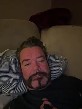 Snapshot of NYCLeatherBoi chatting on December 30, 2:31 am NYCLeatherBoi online show from December 30, 2:31 am