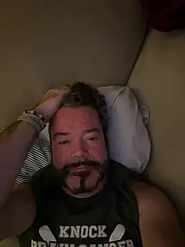 Snapshot of NYCLeatherBoi chatting on December 31, 2:29 am NYCLeatherBoi online show from December 31, 2:29 am