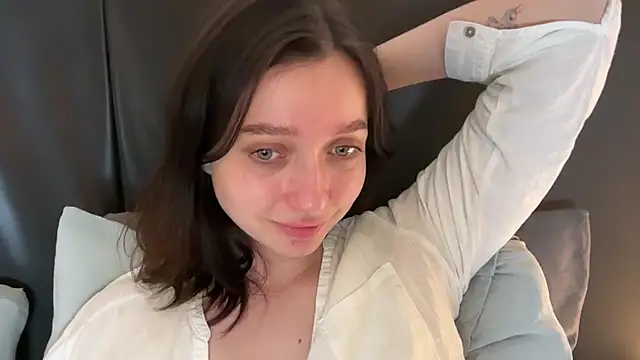 Snapshot of _liatris_ chatting on January 29, 12:24 pm  liatris  online show from January 29, 12:24 pm