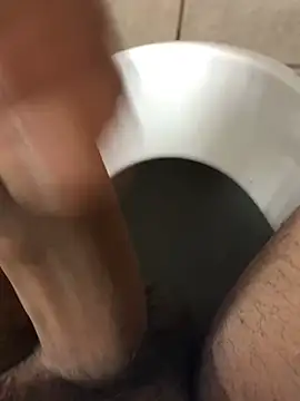 Snapshot of Lun4chuut chatting on January 9, 9:59 am Lun4chuut online show from January 9, 9:59 am