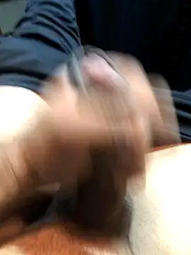 Snapshot of Lun4chuut chatting on October 19, 7:14 pm Lun4chuut online show from October 19, 7:14 pm