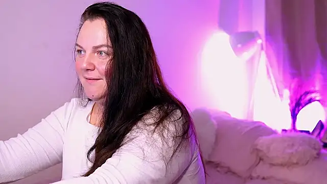 ameliaminkx online show from November 28, 4:04 am