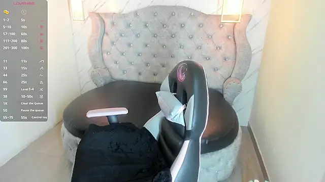 Alice Laurentt online show from November 8, 12:44 am