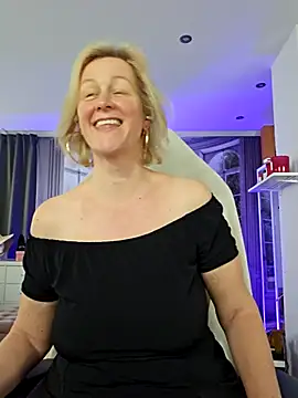 Snapshot of MarleneBloem chatting on May 4, 11:39 am MarleneBloem online show from May 4, 11:39 am