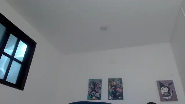 lou cute online show from January 7, 10:08 pm