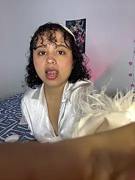 lou cute online show from March 18, 10:14 am