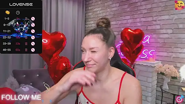 SarahCoksss online show from February 8, 3:30 am