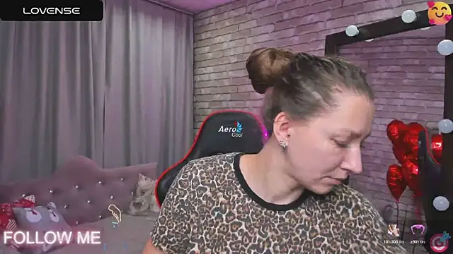 SarahCoksss online show from February 26, 11:37 pm