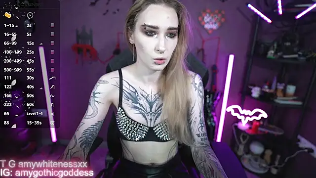 Snapshot of amywhitenessxx chatting on May 12, 12:02 pm amywhitenessxx online show from May 12, 12:02 pm